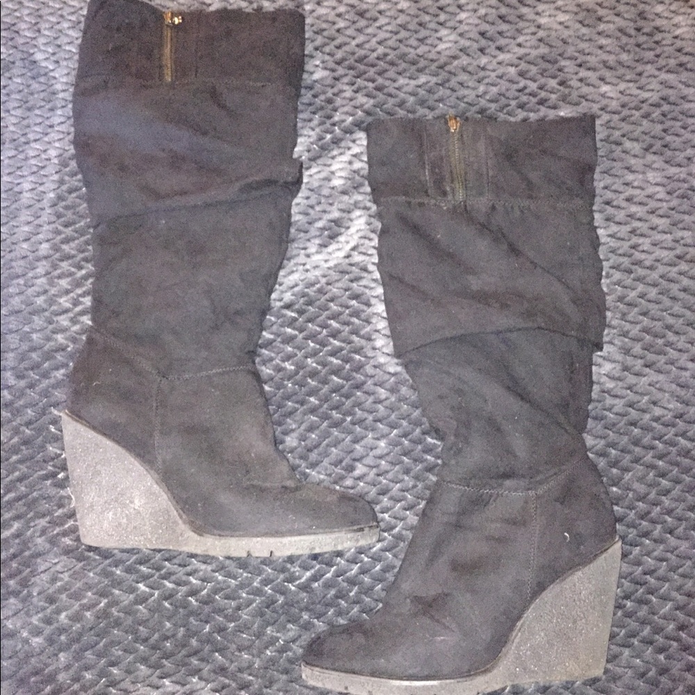 BLACK WEDGE FALL BOOTS